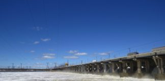 Волжская ГЭС сброс воды