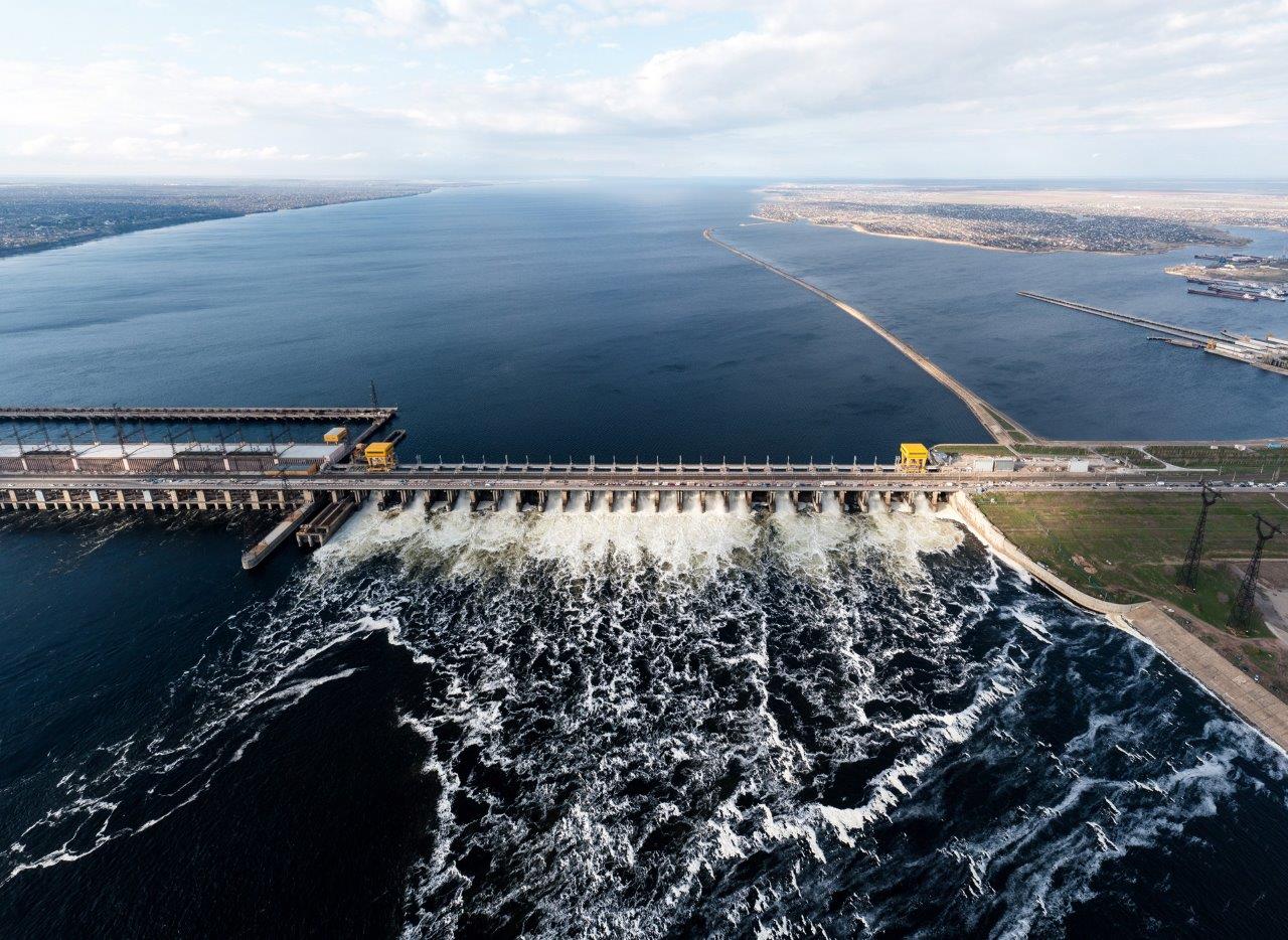 Почему Цимлянское водохранилище превращается в зеленый кисель, и как с этим бороться