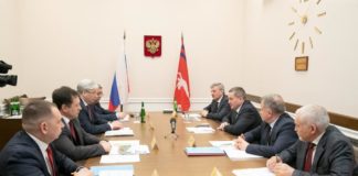 Встреча начальника ПривЖД Альмеева с губернатором Бочаровым