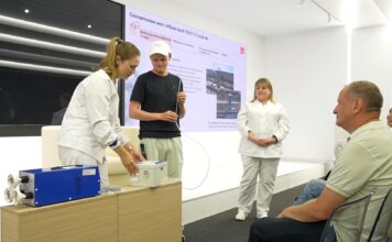 Студенты МГУ познакомились с работой промышленных экологов Волжского трубного завода Промышленные экологи ВТЗ